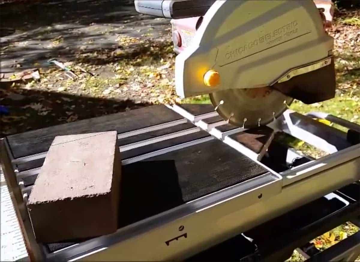 Can you cut brick with a tile saw? Solve your problem in 5 easy steps